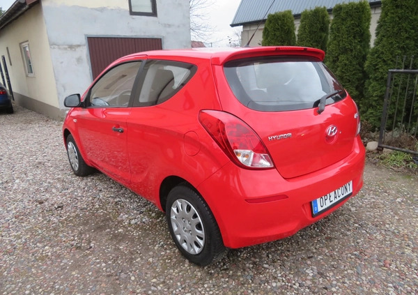 Hyundai i20 cena 14999 przebieg: 132341, rok produkcji 2012 z Zabłudów małe 326